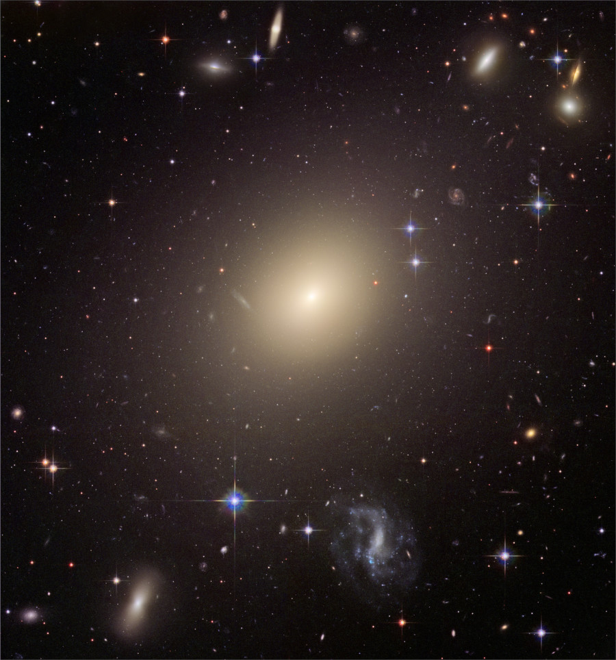 ESO-325-G004